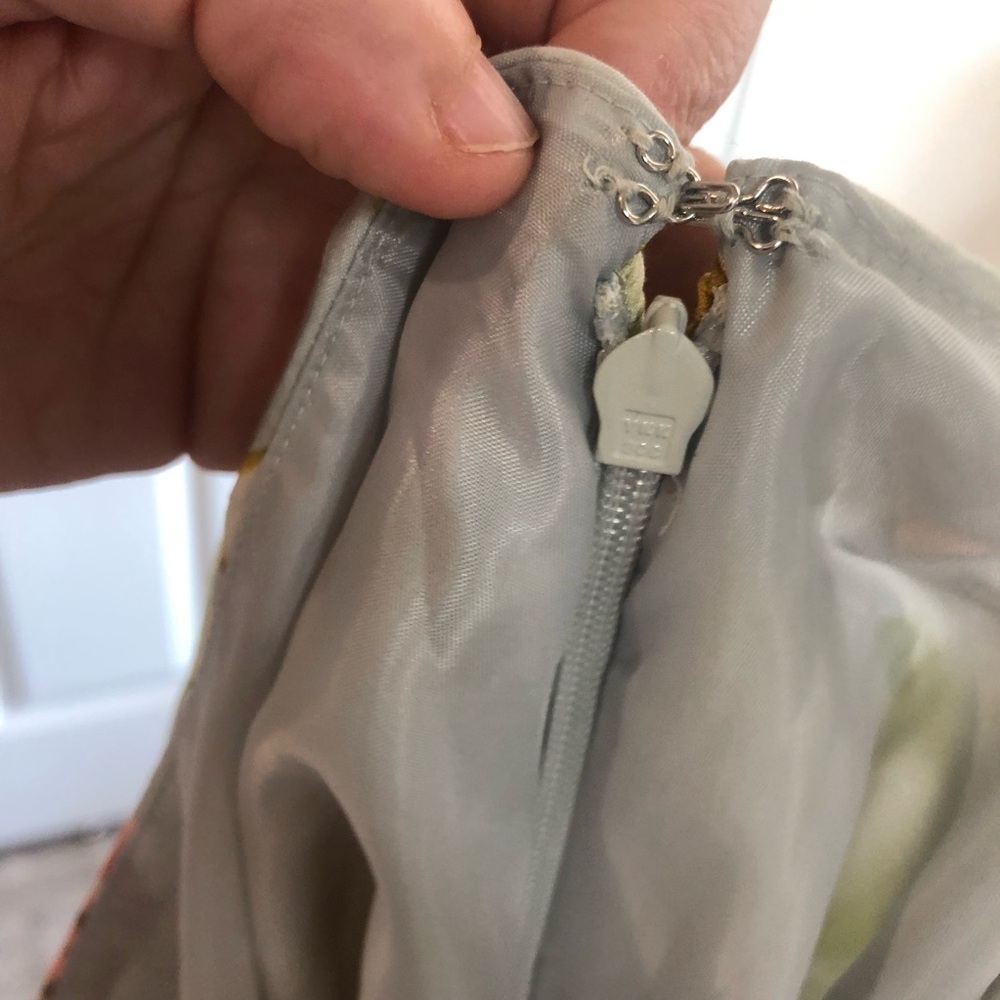 NWT Express High Waisted Asymmetrical Ruffle Mini Skirt in size 12 - Picture 11 of 12